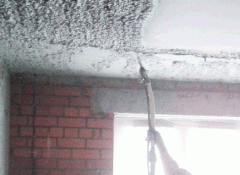 Использование гипсовой штукатурки для отделки потолка