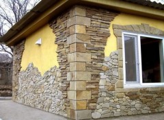 Использование песчаника для отделки фасада дома
