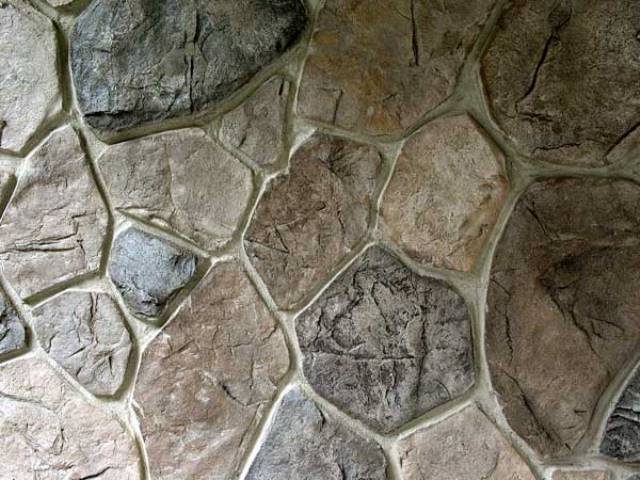Декоративная штукатурка стен под камень