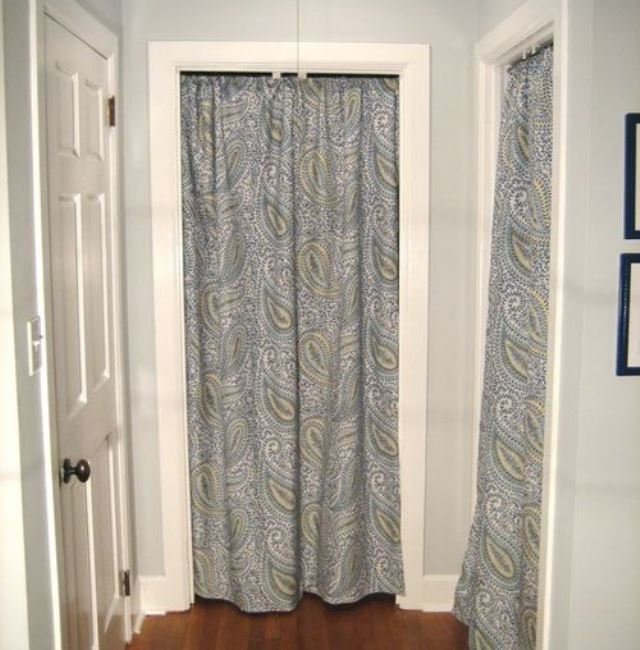 Рулонная штора для шкафа вместо двери